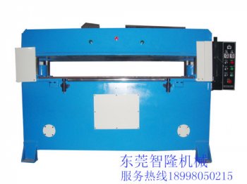 精密四柱液壓裁斷機(jī)